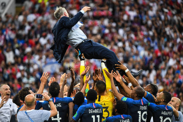 件的背景 件的背景